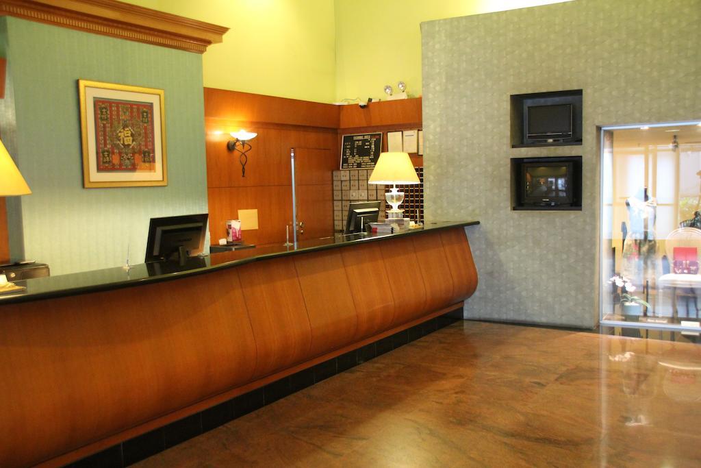 Strand Hotel Singapore Bagian luar foto